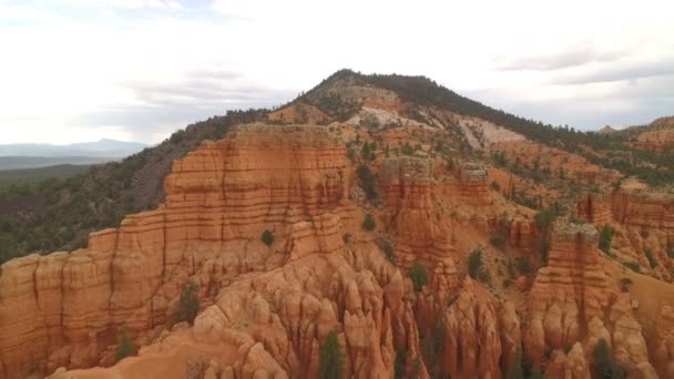 Hoodoos Rock Formation Stormy Clouds Aerial Shot Red Canyon Utah — Stock Video