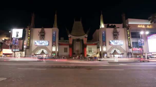 Hollywood Chinese Theater Traffic Passing Time Lapse Nachts Californië Usa — Stockvideo