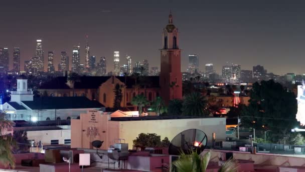 Los Angeles Downtown Skyline Igreja Hollywood Night Time Lapse Pan — Vídeo de Stock