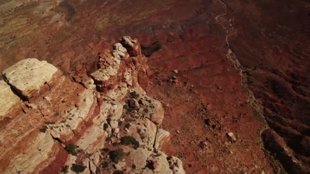 Moki Dugway Aerial Shot Canyon Roads Bears Ears Cedar Mesa — Vídeos de Stock