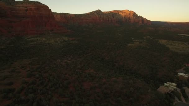 Sedona Sunset Aerial Shot Sonoran Desert Arizona Usa Atrás Inclinado — Vídeos de Stock