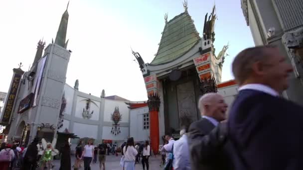 Chinesisches Hollywood Theater Zeitraffer Touristen Fuß Kalifornien Usa — Stockvideo