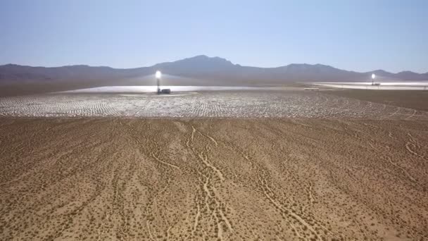 Maior Planta Solar Térmica Mundo Tiro Aéreo Mojave Desert Califórnia — Vídeo de Stock