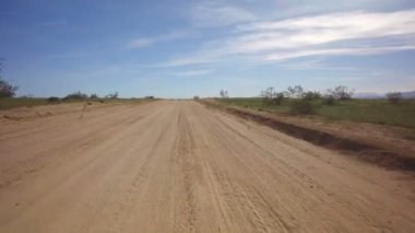 3 Eksenli Sürücü Şablonu Dengeleyici Çöl Yolu 02 Afrika Savanası veya Orta Doğu