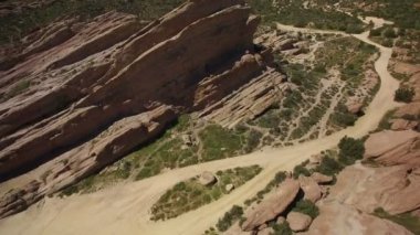 Vasquez, Kaliforniya 'daki Çölün ve otlakların Kum Taşı oluşumu Hava Çekimi