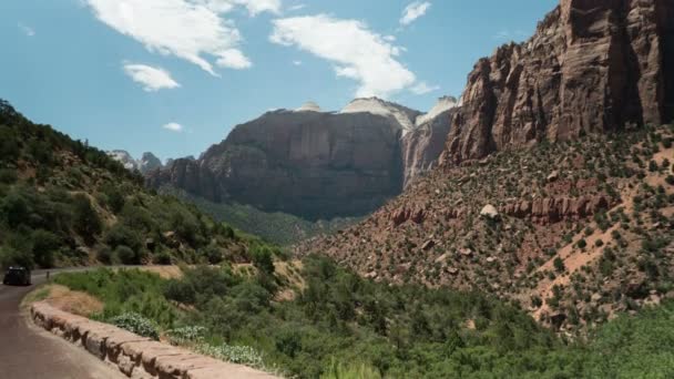 Parque Nacional Zion Escenic Drive Time Lapse Canyon Traffic Utah — Vídeos de Stock