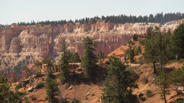 布莱斯峡谷国家公园日出点从美国犹他州胡多岩层仙境点出发 — 图库视频影像