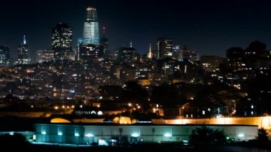 Kriz Sahasından San Francisco Skyline, Kaliforniya 'dan ayrıldı.