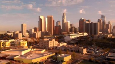 Los Angeles şehir merkezindeki Sunset Tracking 'in Havadan Çekimi ABD' den ayrıldı