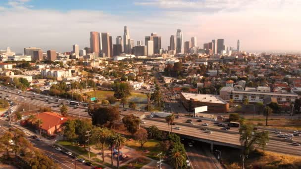 Los Angeles Aerial Downtown Sunset Skyline Freeway Left California Usa — Stock Video