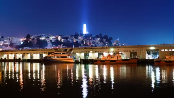 San Francisco Skyline Coit Tower Reflected Ocean California Usa — 图库视频影像