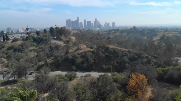 Aerial Establezca Shot Los Angeles Downtown Desde Elysian Park Forward — Vídeos de Stock