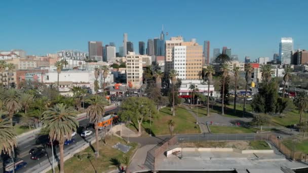 Los Angeles Aerial Establish Shot Downtown Wilshire Blvd Tracking Left — Stock video