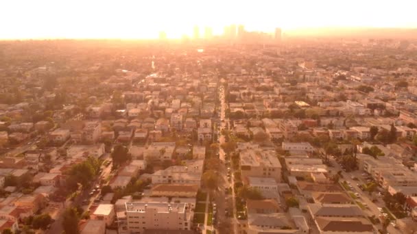 Воздушный Hyperlapse Los Angeles Sunset Skyline Century City Backward California — стоковое видео