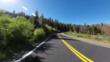 Lassen Volkanik Kırık Dağ İzi 01 Arka Manzara Volkanik Miras Bölgesi S Geçidi Sürücü Plakaları