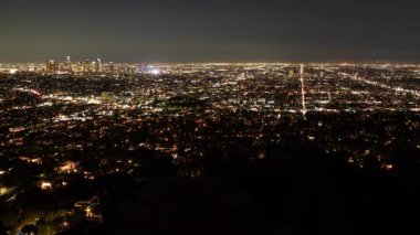Los Angeles Panorama Gece Kenti Griffith Park 'tan Kaliforniya' ya Dönüş Zamanı ABD
