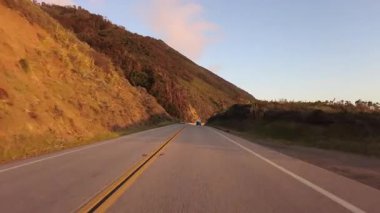 Big Sur Pasifik Sahil Otoyolu 5 Big Creek Köprüsü 'nden Cape San Martin 09 Front View Çok Kameralı California plakalı ABD