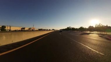 Sacramento Günbatımı Otoyolu Ranço Cordova 04 Ön Görünüm Sürücü Plakası Kaliforniya ABD Ultra Geniş