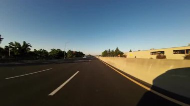 Sacramento Günbatımı Otoyolu Rancho Cordova 04 Arka Manzara Sürücü Plakası Kaliforniya ABD Ultra Geniş