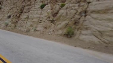 Sierra Nevada At Nalı Dağı Çayırı Yolu 18. Multicam Üç Çeyreklik Kaliforniya plakası.