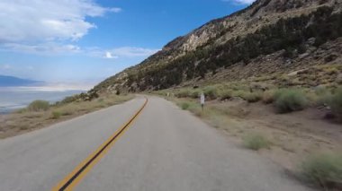 Sierra Nevada Nal Dağı At Nalı Yolu İniş 19 Multicam Ön Görünümü Kaliforniya plakalı ABD