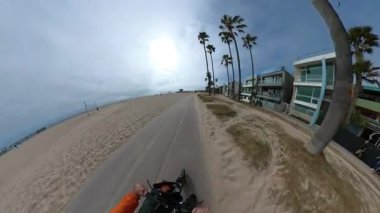 Venice Beach Bisiklet Yolu Kuzey Rıhtımı Bisiklet Yolu POV 04 California ABD