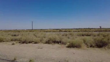 395 Sahne Byway Güney 5 Kızıl Kaya Kanyonundan Mojave 11 3 Çeyrek Kameralı Araç Plakası Sierra Nevada California