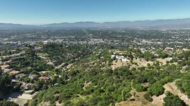 San Fernando Vadisi Beverly Hills 'ten Sherman Oaks' un Hava Çekimi