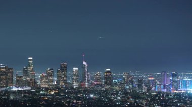 Los Angeles Şehir Merkezi, Griffith Park 'tan Skyline Telephoto, California' ya Dönüş Zamanı ABD