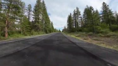 Volkanik miras sahnesi Fort Klamath 'dan Rocky Point 04 Front View sürücü plakası Oregon USA