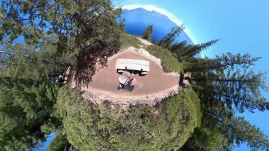 Crater Gölü Ulusal Parkı Cleetwood Koyu Yolu Küçük Gezegen 01 Oregon ABD