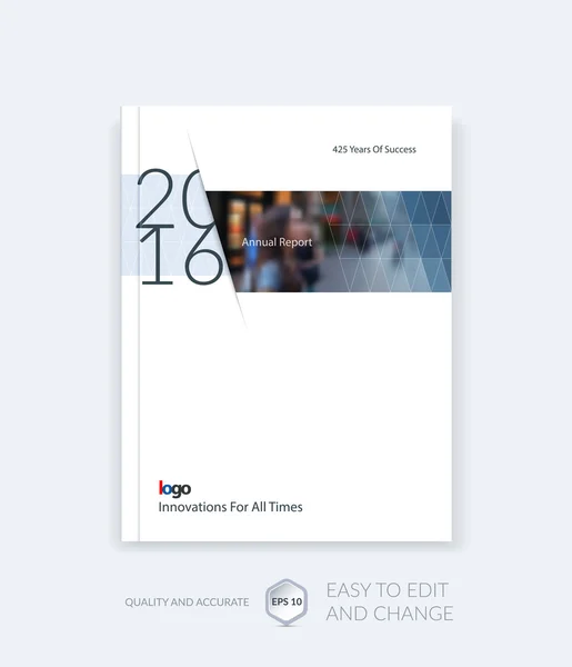 Brochure template layout, cover ontwerp jaarverslag, tijdschrift, flyer, folder in A4 met driehoeken voor Business, technologie en wetenschap met overlay Transparency effect. Vector. — Stockvector