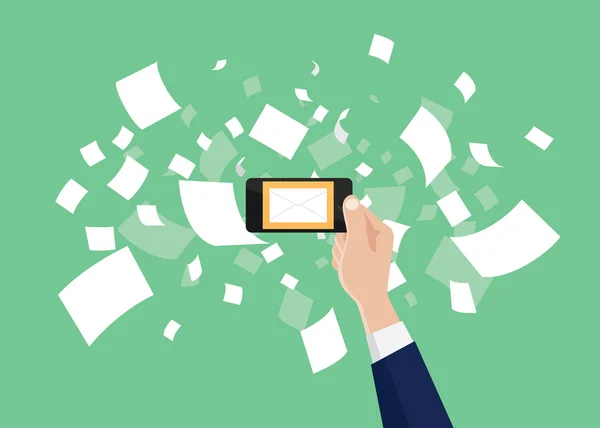 E-postmarknadsföring hand hålla smartphone med meddelande kuvert och papper dokument nyhetsbrev som backgrond vektorgrafik — Stock vektor