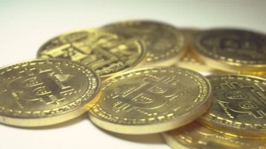 Altın bitcoin kripto para birimi BTC, Bit Coin. Engelleme teknolojisi, bitcoin madencilik görüntüleri