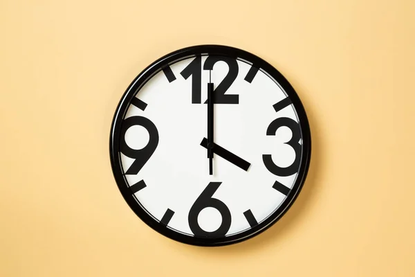 Relógio Parede Mostrar Quatro Horas — Fotografia de Stock