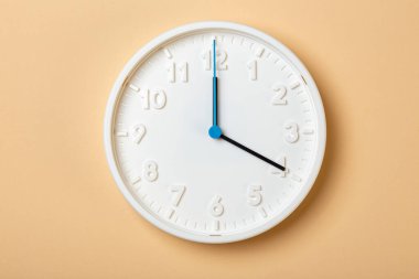 Mavi ikinci el beyaz duvar saati