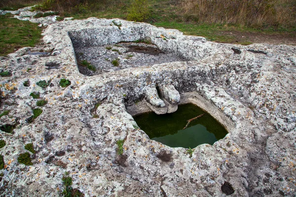Ucrania Bakhchisaray Crimea Cuevas Residenciales Dentro Antigua Ciudad Chufut Kale —  Fotos de Stock