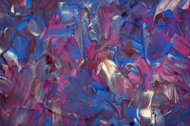 Soyut arkaplan, mavi ve mor renkte yağ vuruşları, boyanmış tuval dokusu, mor ve mavi tuval. Akrilik Boyama.