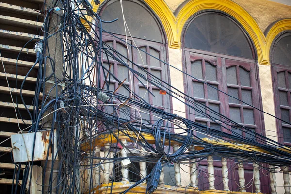 Vietnámi Elektromos Hálózatok Elektromos Vezetékek Rudakon Hanoiban — Stock Fotó