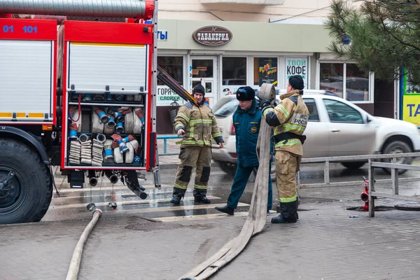 Ambulance Fire Trucks Site Fire Shopping Center City Center Russia — Stock Photo, Image