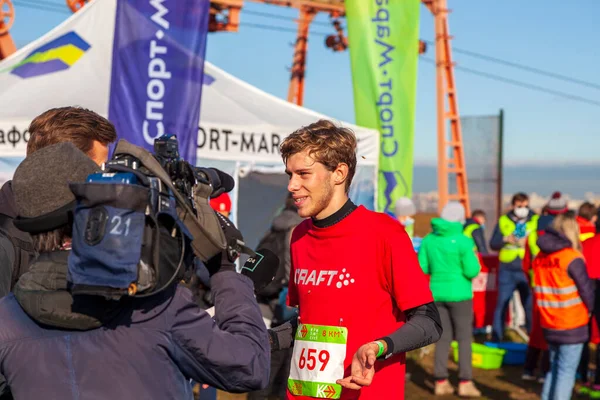 Cross Fit Marathon Athletes Run Rough Terrain Moscow Russia Krylatsky — Stock Photo, Image