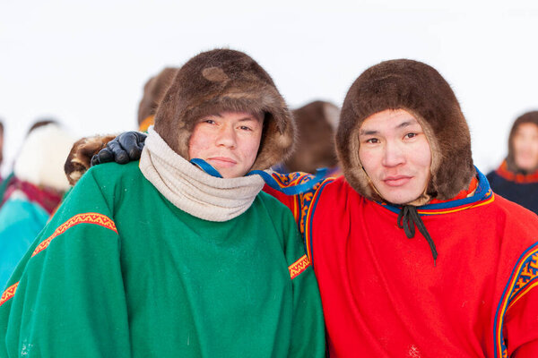 Крайний Север, полуостров Ямал, День оленевода, местные жители в национальной одежде Ненеца. Надым, Россия - 23 февраля 2020