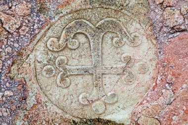 Kherson deniz fenerinin yakınındaki kaya resimleri. Kırım