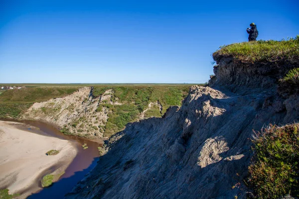 Paisaje Selva Tundra Verano Orilla Del Río Arenoso Círculo Ártico — Foto de Stock