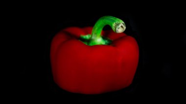 kırmızı taze biber