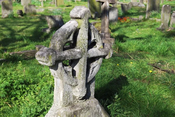 Cross grave old — Stock Photo, Image