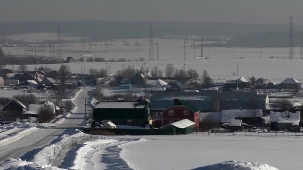 Piękny widok wioska zima — Wideo stockowe