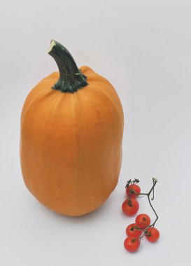 Yararlı organik gıda sarı kabak kırmızı domates