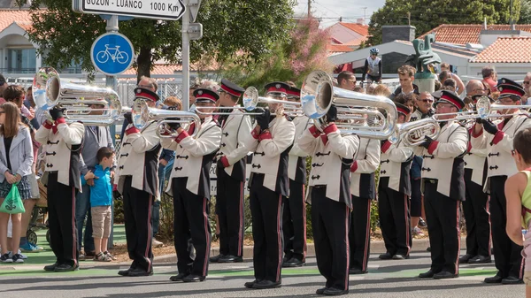 Banda durante un desfile —  Fotos de Stock