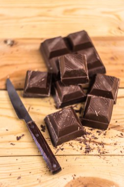 Kıyılmış Bitter çikolata